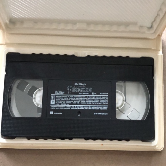 Walt Disney Pinocchio VHS - Picture 6 of 6